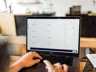 Tjäna pengar genom att starta en egen blogg - steg för steg guide illustration